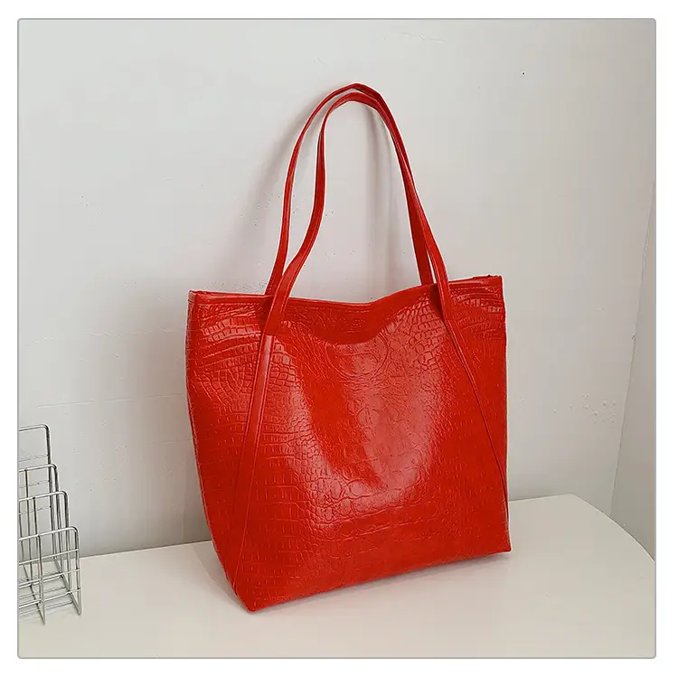 Green Croc Embossed Women's Large Tote Bag - Image 4