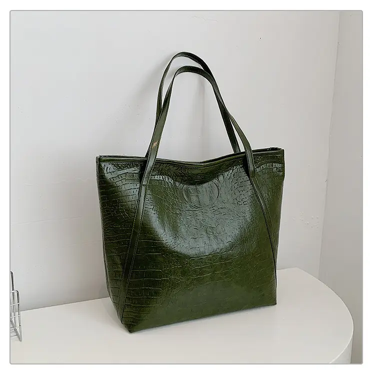 Green Croc Embossed Women's Large Tote Bag - Image 7