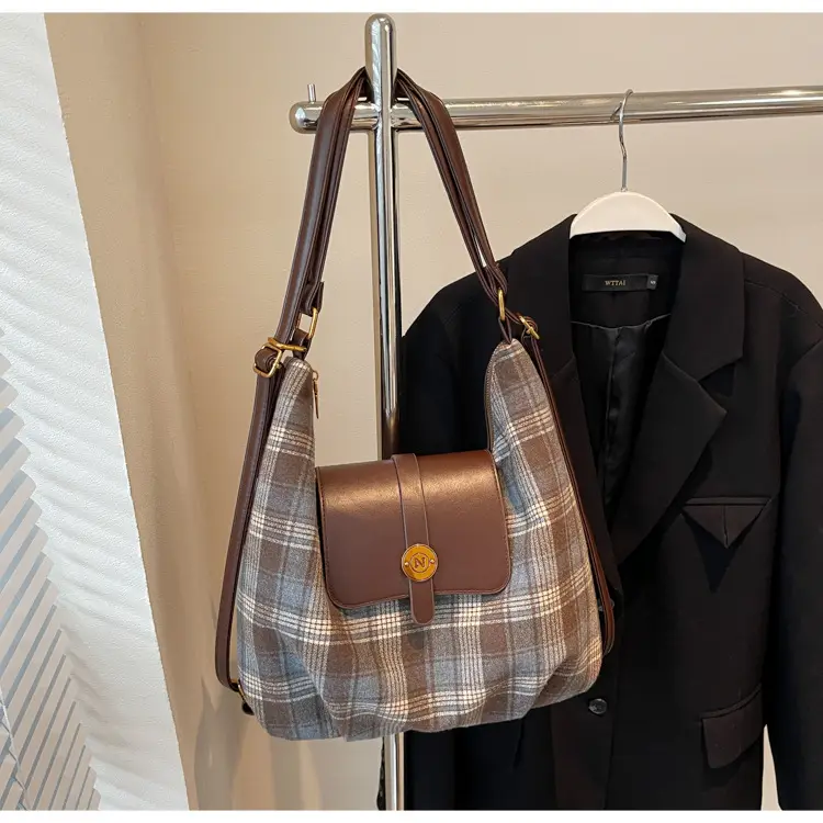 Women Plaid Check Shoulder Bag Large Capacity Travel Backpack — feature 18