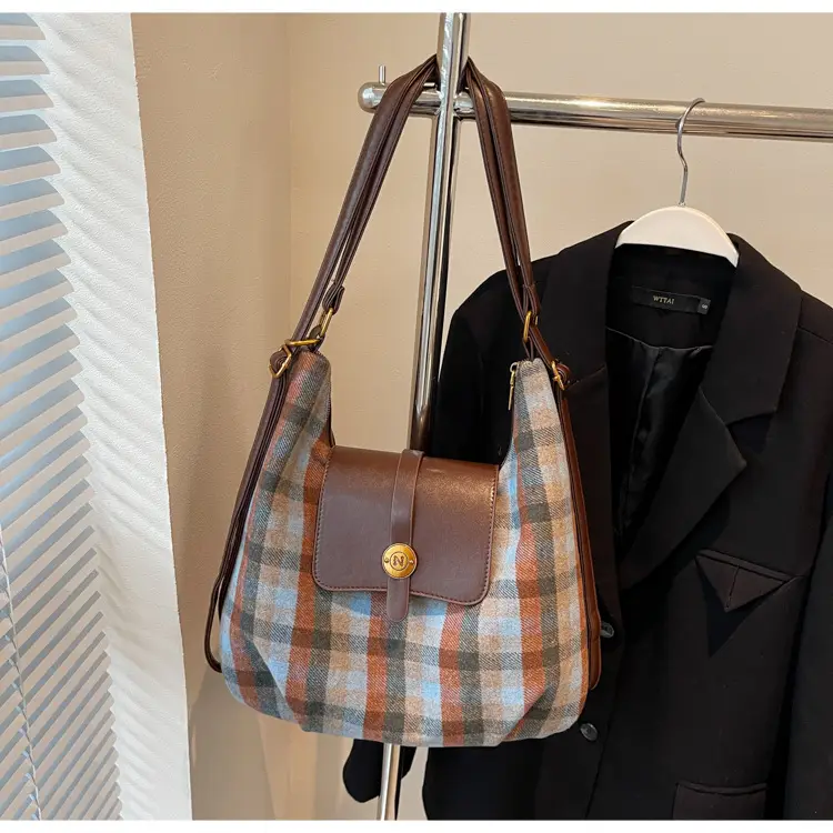 Women Plaid Check Shoulder Bag Large Capacity Travel Backpack — feature 21