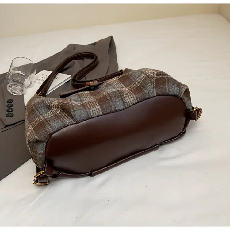 Women Plaid Check Shoulder Bag Large Capacity Travel Backpack — feature 27