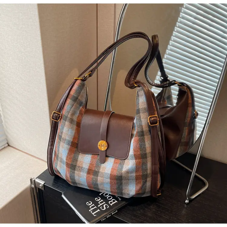 Women Plaid Check Shoulder Bag Large Capacity Travel Backpack — feature 45