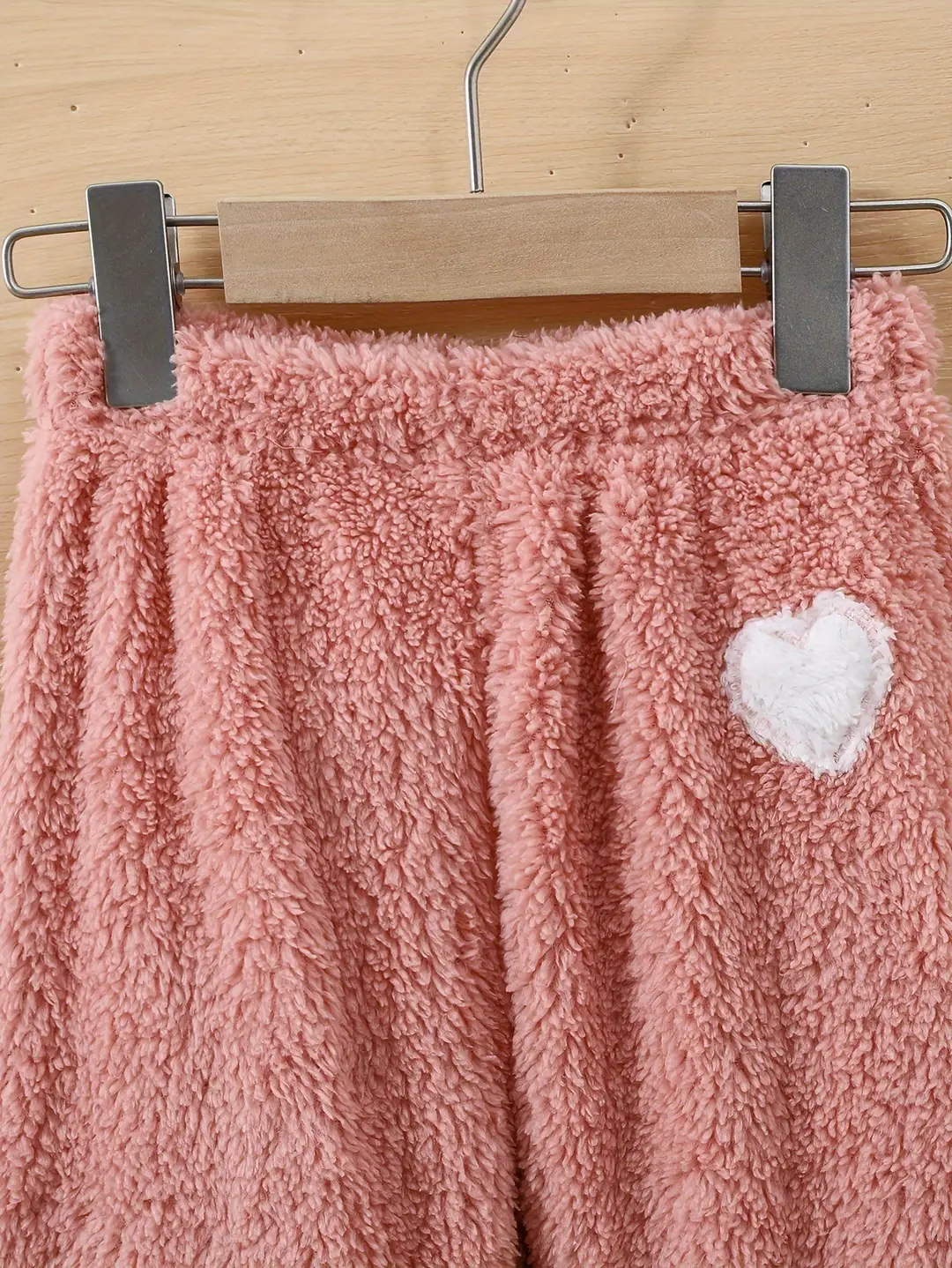 Cross-Border Autumn and Winter Girls' Fleece Sweatshirt Set with Heart Pattern Round Neck Long-Sleeved Top Kidsren's Warm Home Clothes