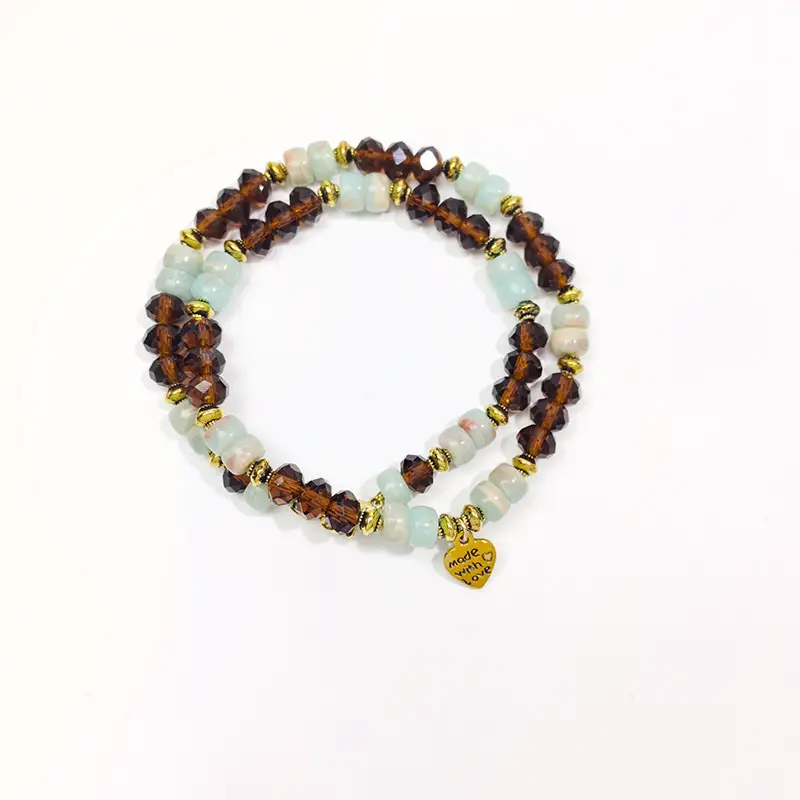 Maillard Crystal Beaded Necklace with Crossbody Design — feature 10