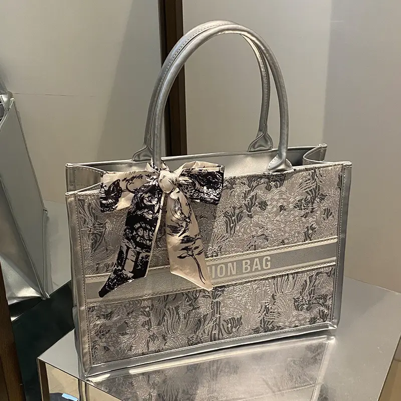 Women's Large Capacity Guofeng Tote Bag with Bow - Image 2