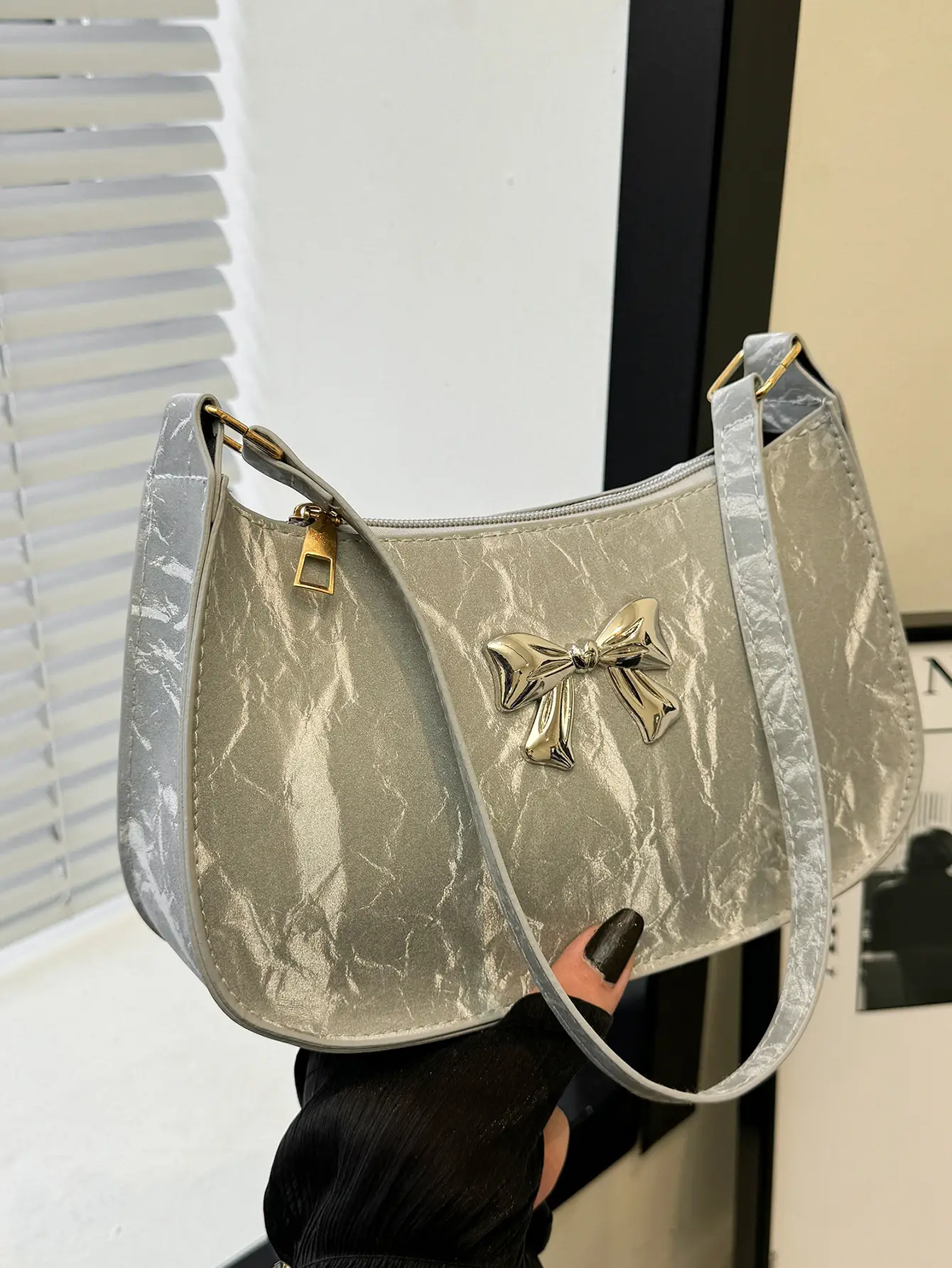 White Bow Embroidered Shoulder Bag for Women - Image 9