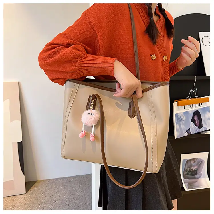 Black Textured Shoulder Bag for Women Autumn Winter — feature 15