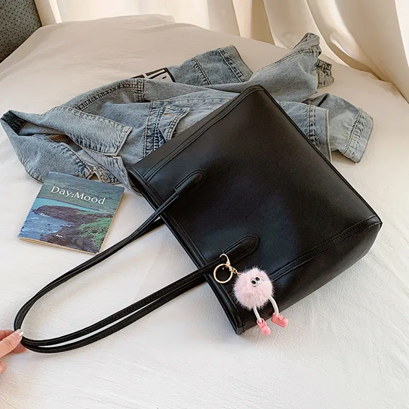 Black Textured Shoulder Bag for Women Autumn Winter - Image 5