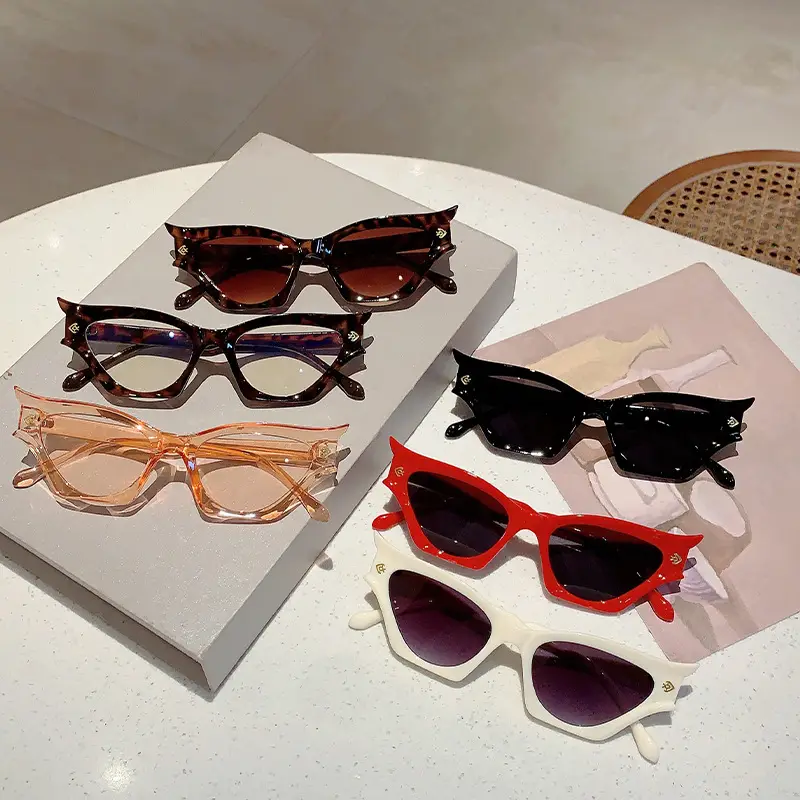 Cross-Country Fashion Sunglasses Set for Girls - Image 10