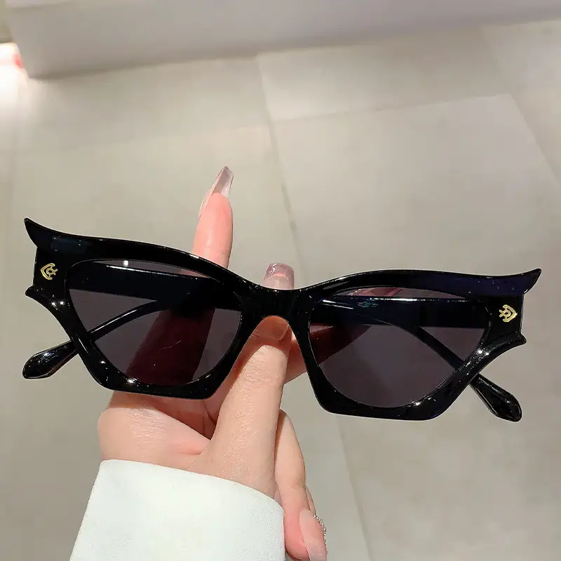 Cross-Country Fashion Sunglasses Set for Girls - Image 3