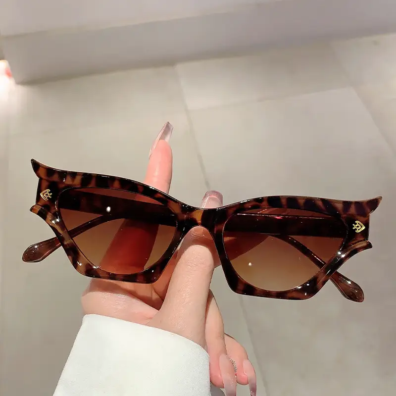 Cross-Country Fashion Sunglasses Set for Girls - Image 6