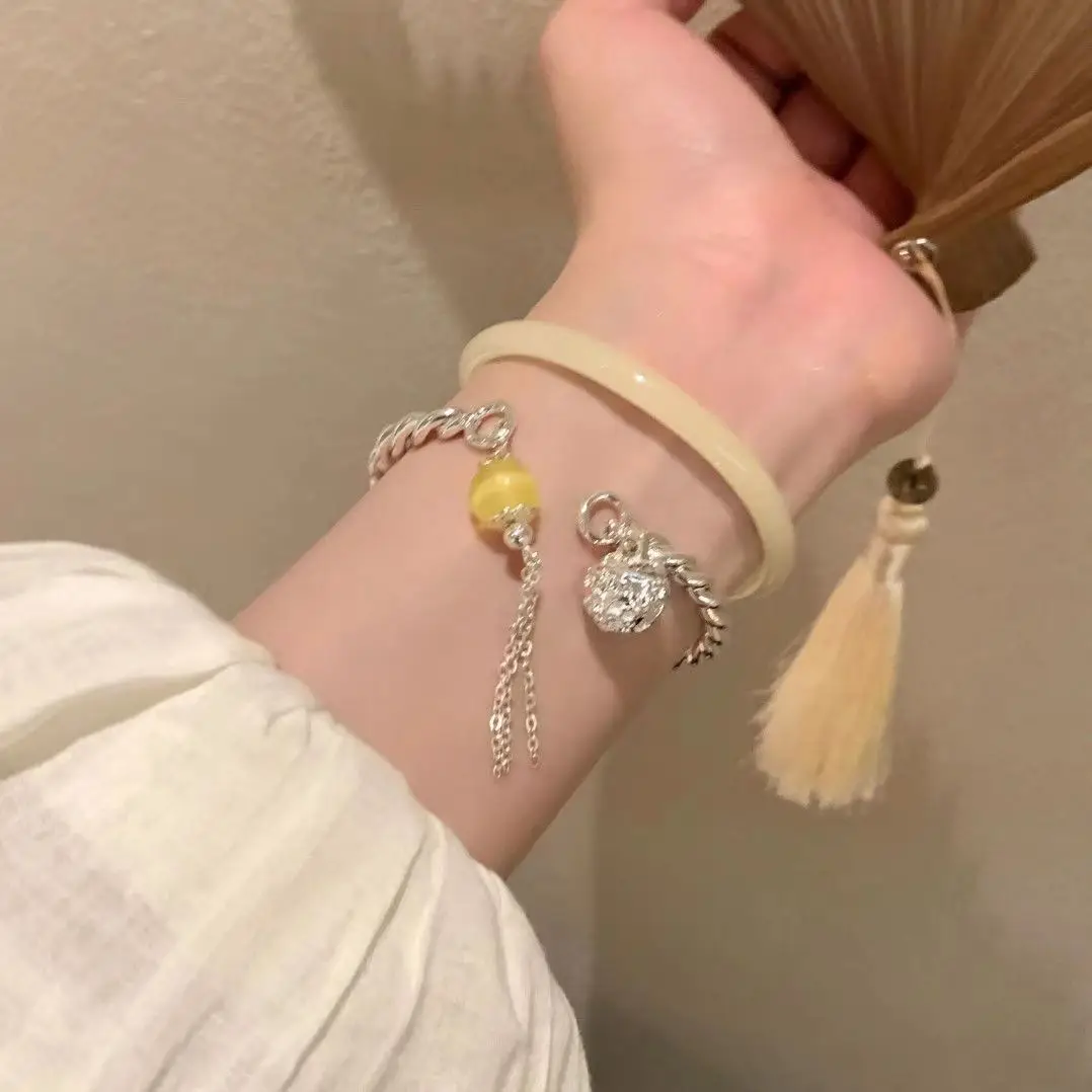 Chinese Ancient Style Bell Bracelet for Women — feature 6