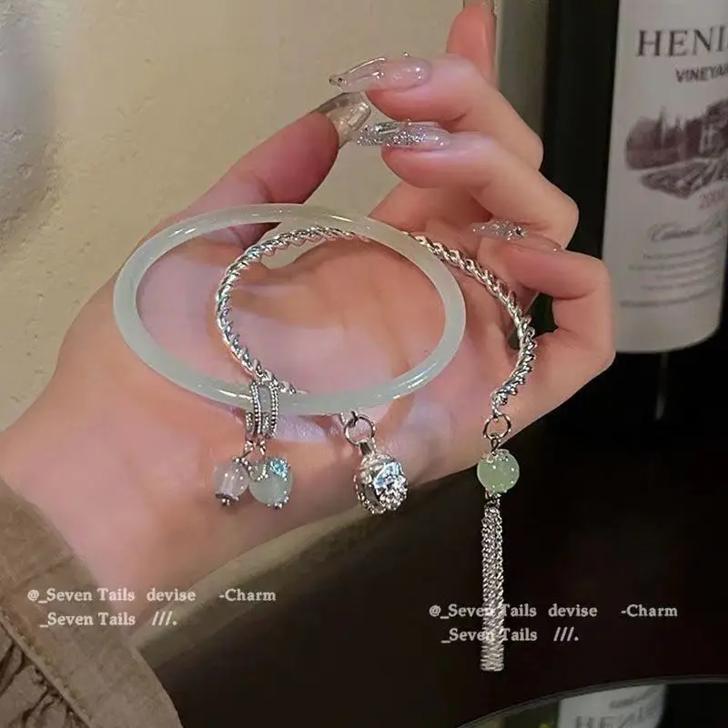 Chinese Ancient Style Bell Bracelet for Women — feature 8
