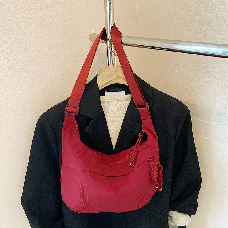 Women's Black Crossbody Shoulder Bag Large Capacity — feature 39