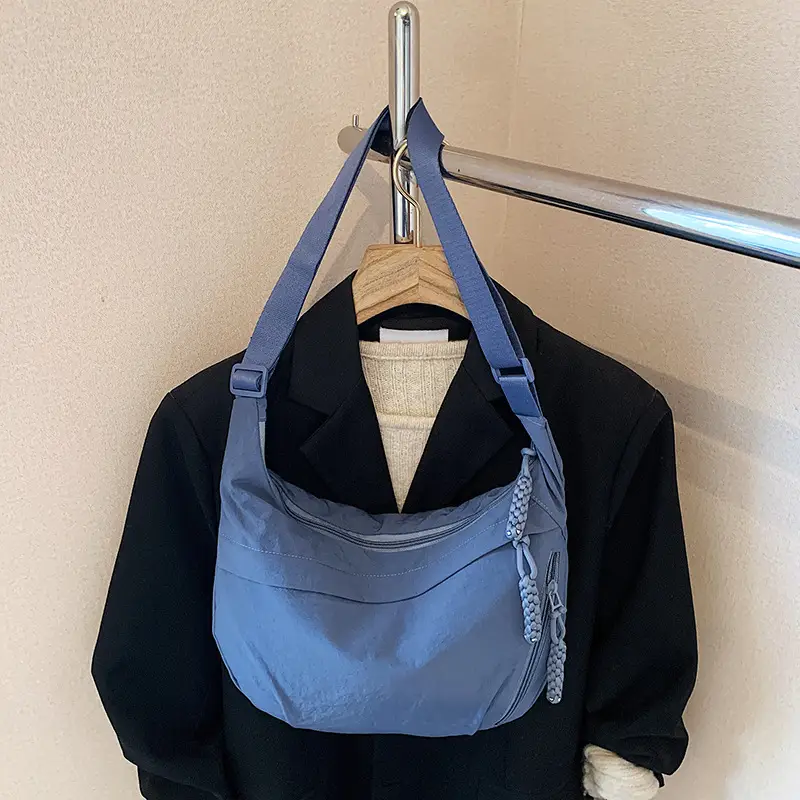 Women's Black Crossbody Shoulder Bag Large Capacity — feature 40