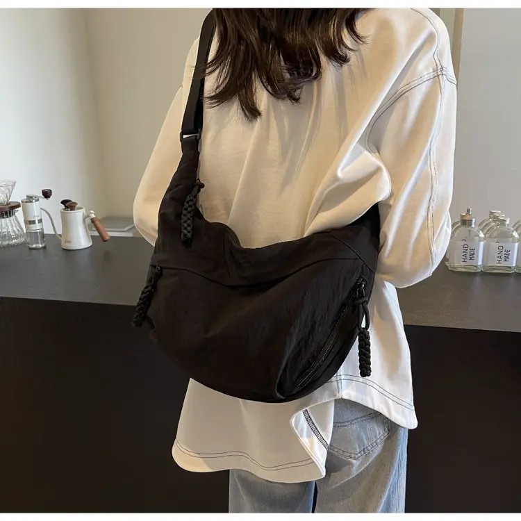 Women's Black Crossbody Shoulder Bag Large Capacity — feature 42