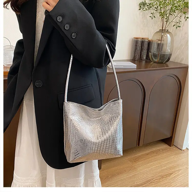 Women's Croc Leather Shoulder Bag Gold Silver Black - Image 6