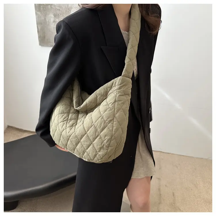 Black Embroidered Rhomboid Crossbody Bag 2024 — feature 15