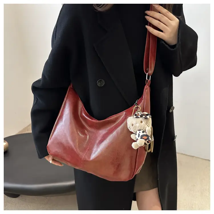 Black Large Capacity Women's Shoulder Crossbody Bag — feature 10