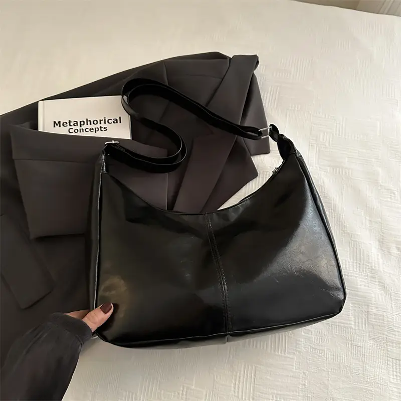 Black Large Capacity Women's Shoulder Crossbody Bag