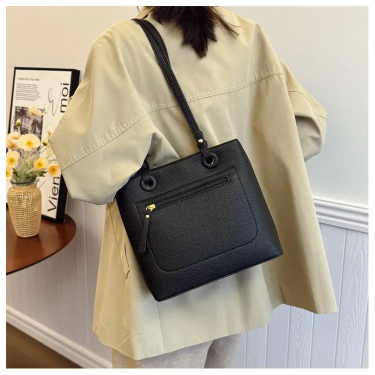 Women's Large Capacity Tan Shoulder Tote Bag 2024 — feature 13