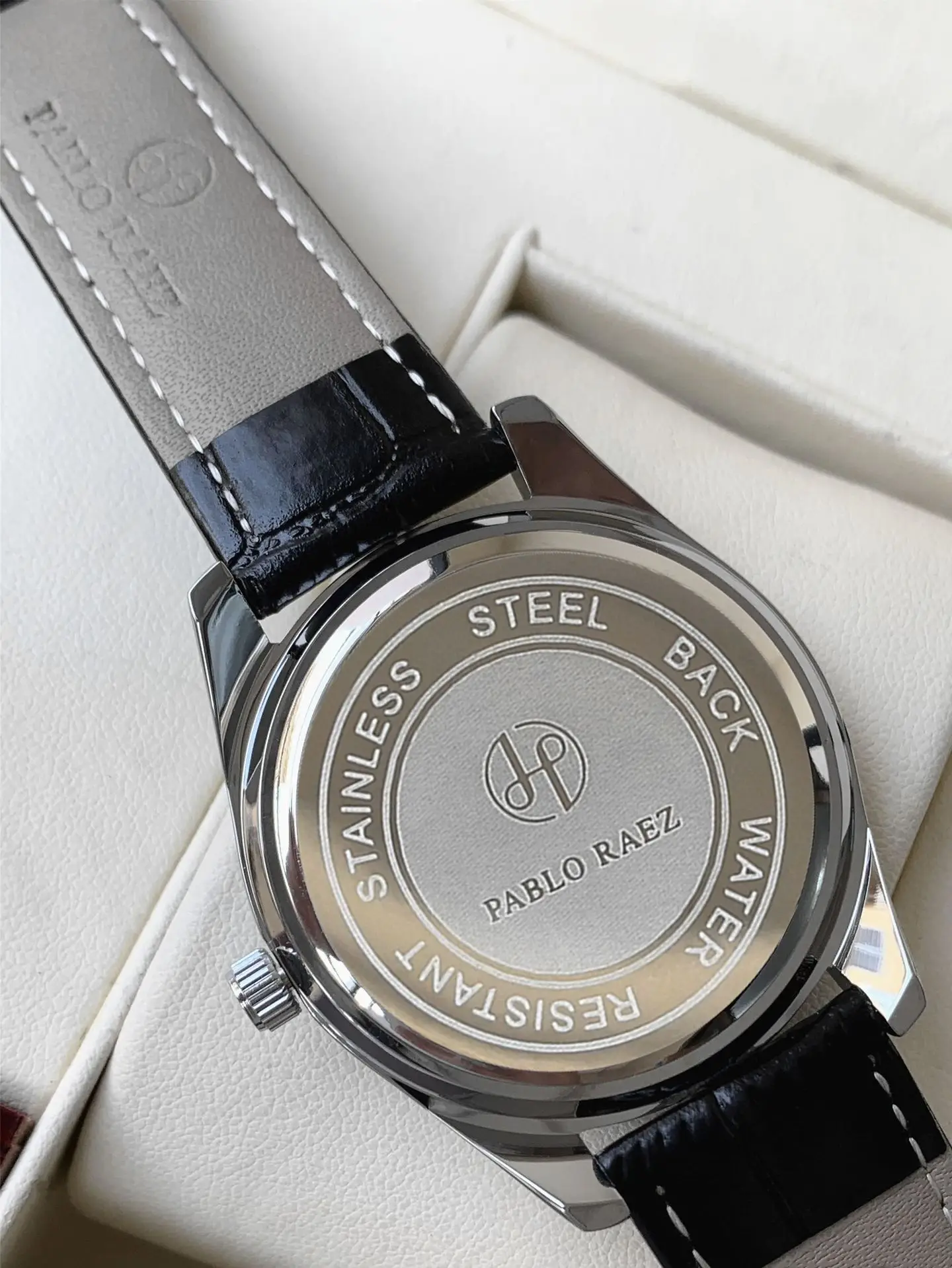 Men's Luminous Quartz Watch with Black Leather Band — feature 12