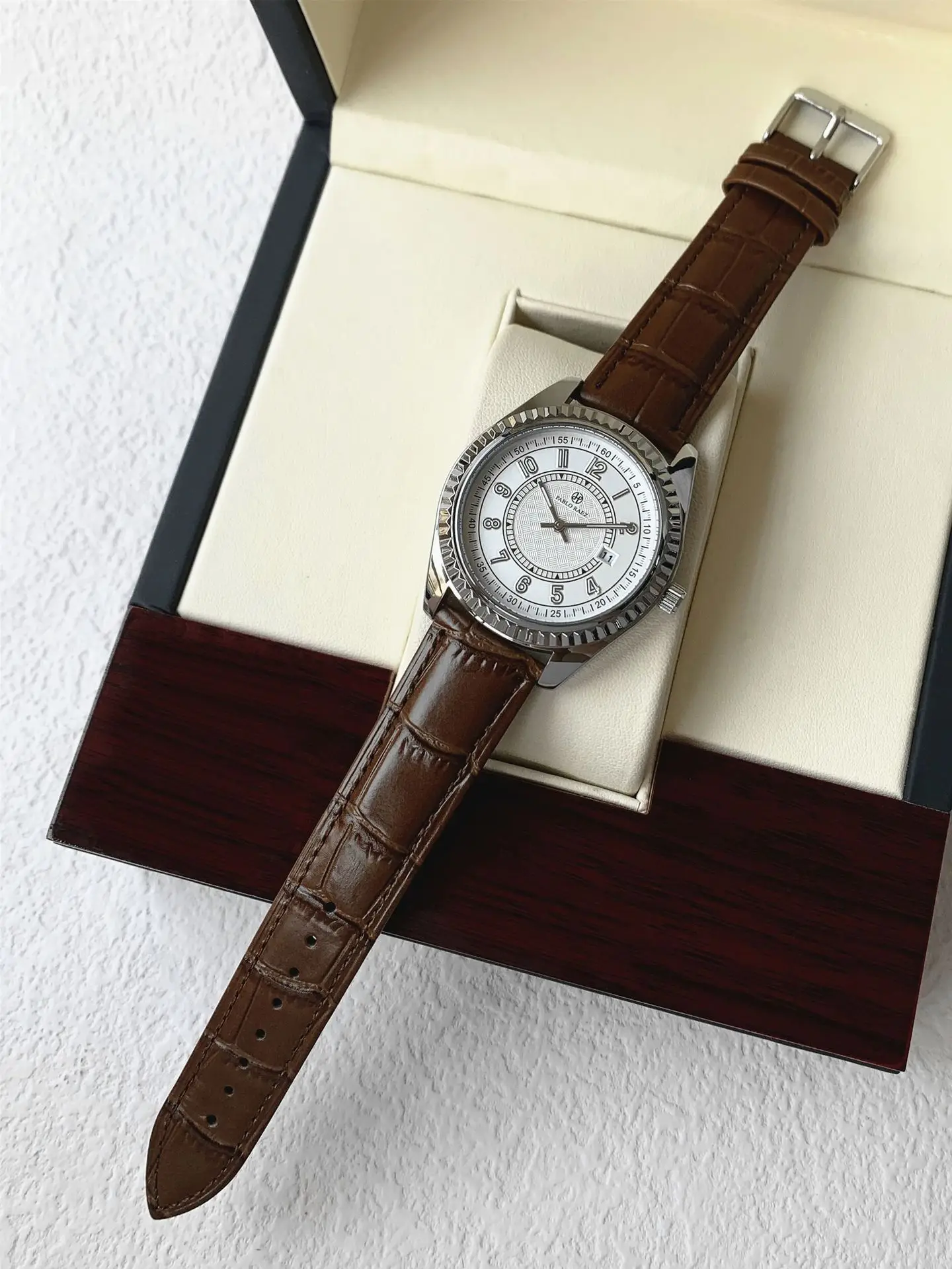 Men's Luminous Quartz Watch with Black Leather Band — feature 17