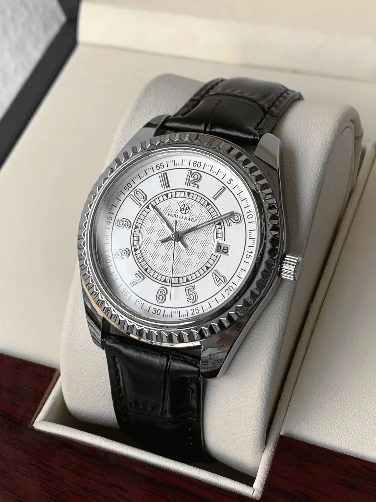 Men's Luminous Quartz Watch with Black Leather Band — feature 6