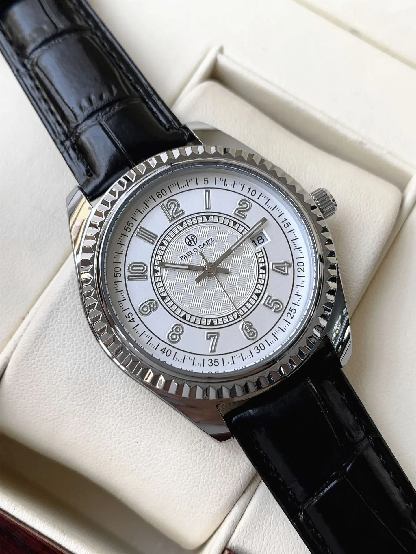 Men's Luminous Quartz Watch with Black Leather Band — feature 8