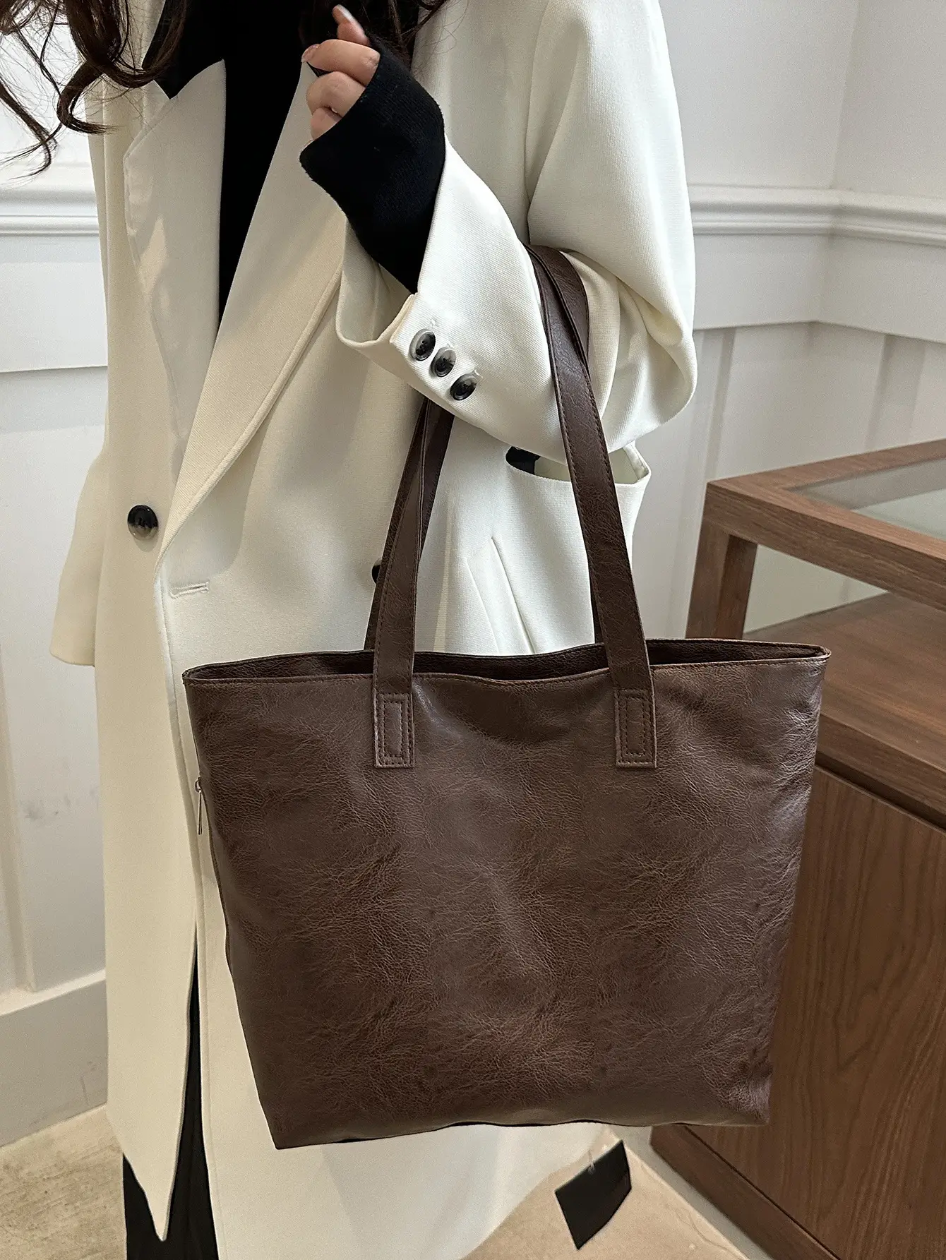 Women's Brown Leather Large Tote Bag