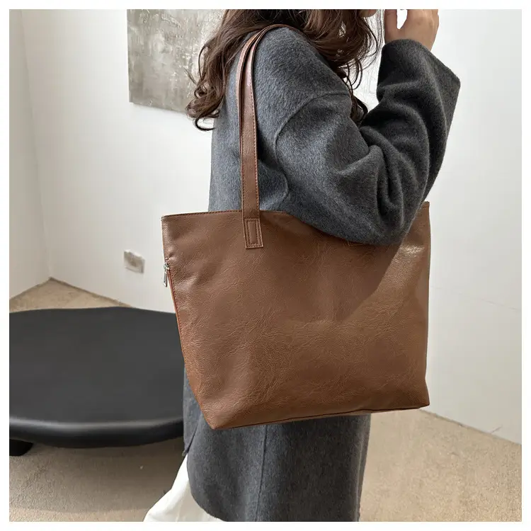 Women's Brown Leather Large Tote Bag — feature 13