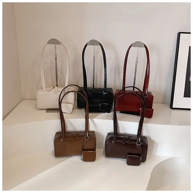White Square Shoulder Bag for Women 2025 — feature 3