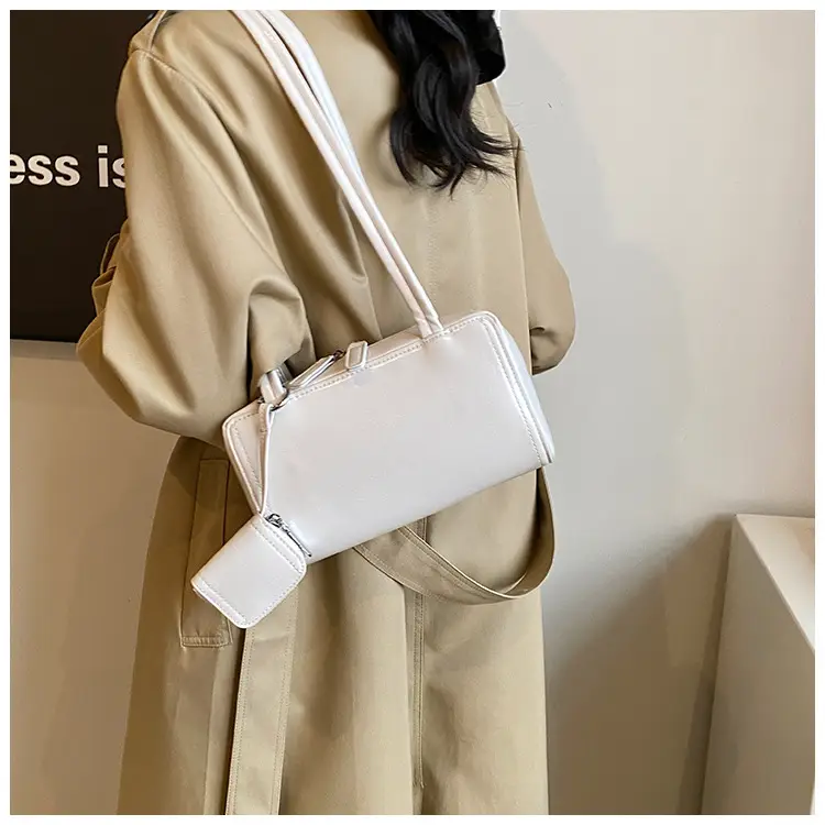 White Square Shoulder Bag for Women 2025 — feature 32