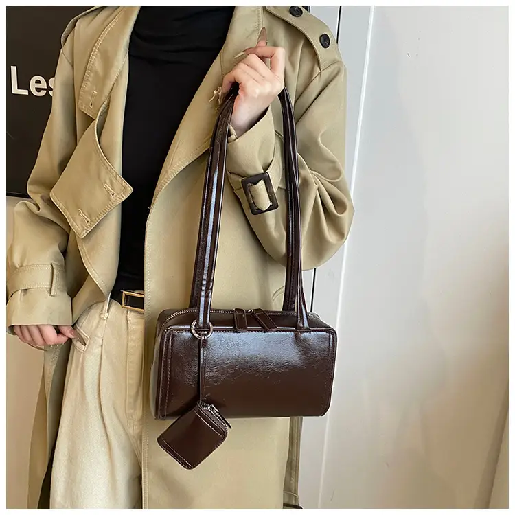 White Square Shoulder Bag for Women 2025 — feature 36