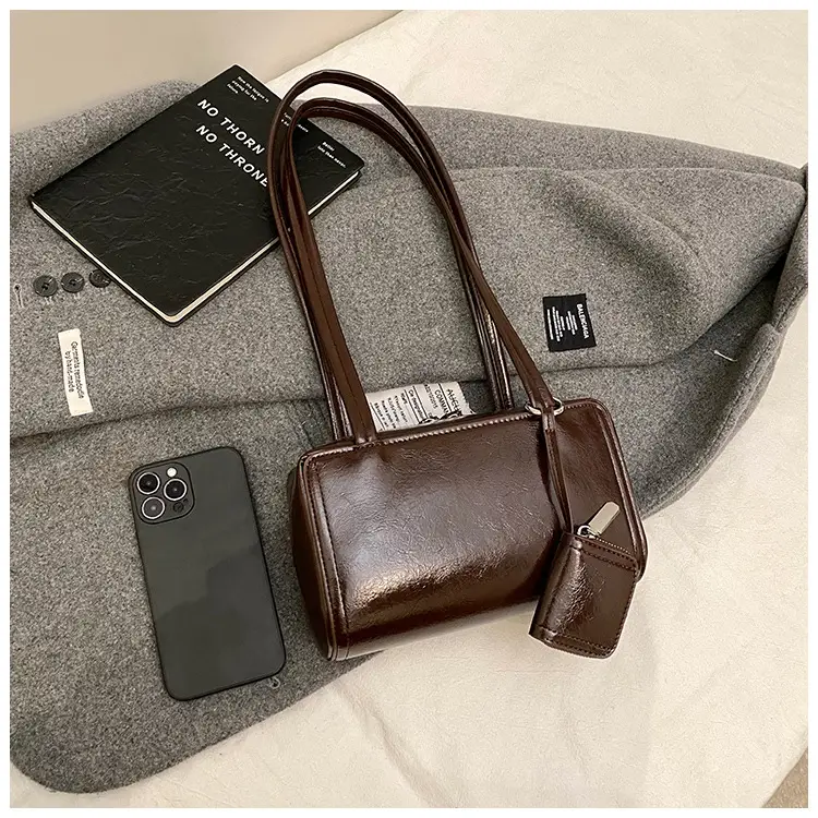 White Square Shoulder Bag for Women 2025 — feature 43