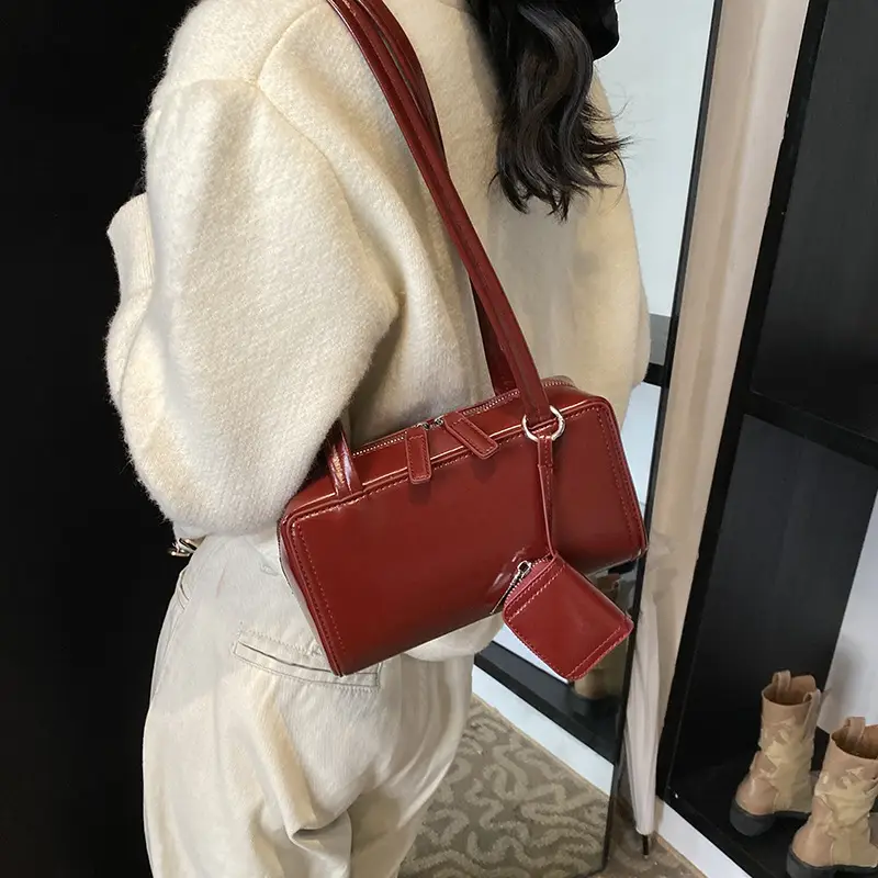 White Square Shoulder Bag for Women 2025 - Image 5
