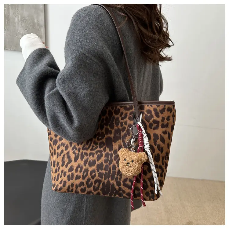 Leopard Print Large Capacity Women's Shoulder Bag — feature 16