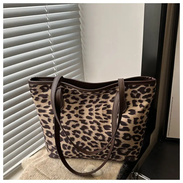 Leopard Print Large Capacity Women's Shoulder Bag — feature 9