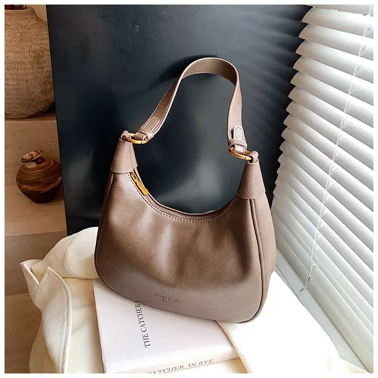 Women's Brown Leather Shoulder Bag Autumn Winter 2024 — feature 20