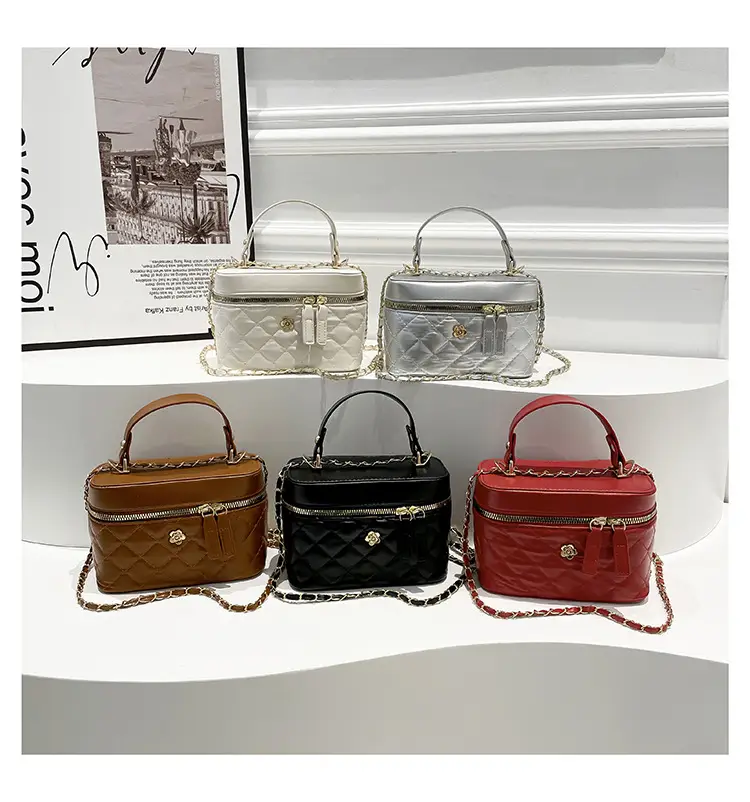 White Diamond Chain Shoulder Bag for Women — feature 24