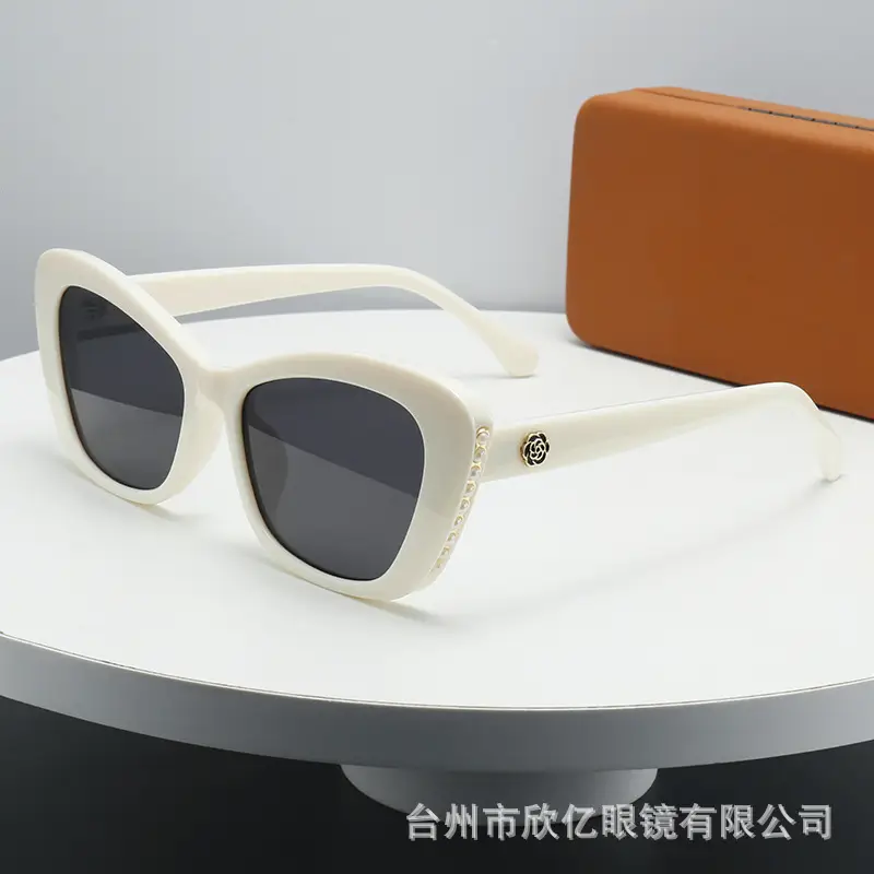 2024 Cat's Eye Pearl Sunglasses Anti UV High Sense - Image 5