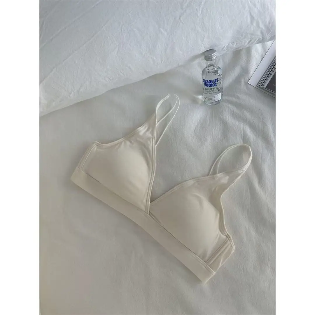 French Triangle Cup Large Chest Small Comfortable No Steel Rings Small Chest Not Empty Cup Flat Chest Special Thin Naked Underwear — feature 11
