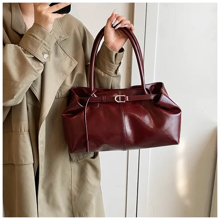 Women's Retro Brown Leather Commuter Tote Bag 2024 — feature 16