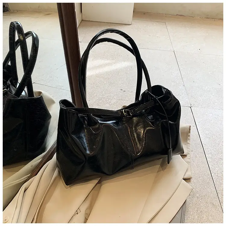 Women's Retro Brown Leather Commuter Tote Bag 2024 — feature 21