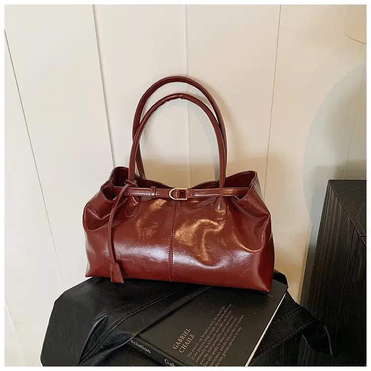 Women's Retro Brown Leather Commuter Tote Bag 2024 — feature 25