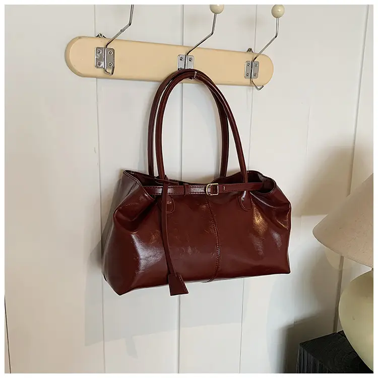 Women's Retro Brown Leather Commuter Tote Bag 2024 — feature 27