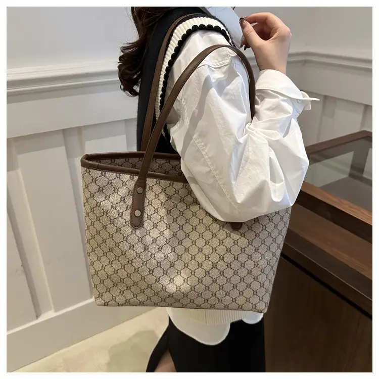 Women's Large Capacity Tote Bag with Brown Monogram Pattern — feature 16