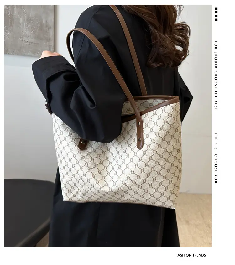 Women's Large Capacity Tote Bag with Brown Monogram Pattern — feature 2