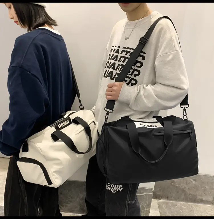 Large Capacity Travel Bag for Gym & Boarding Use — feature 13