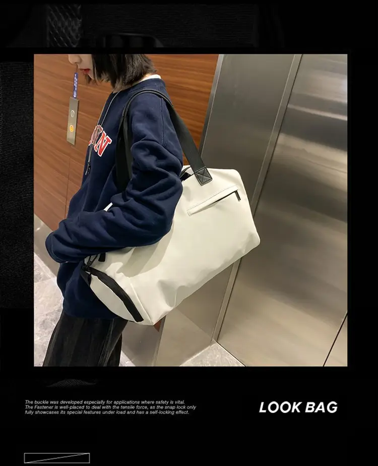 Large Capacity Travel Bag for Gym & Boarding Use — feature 3